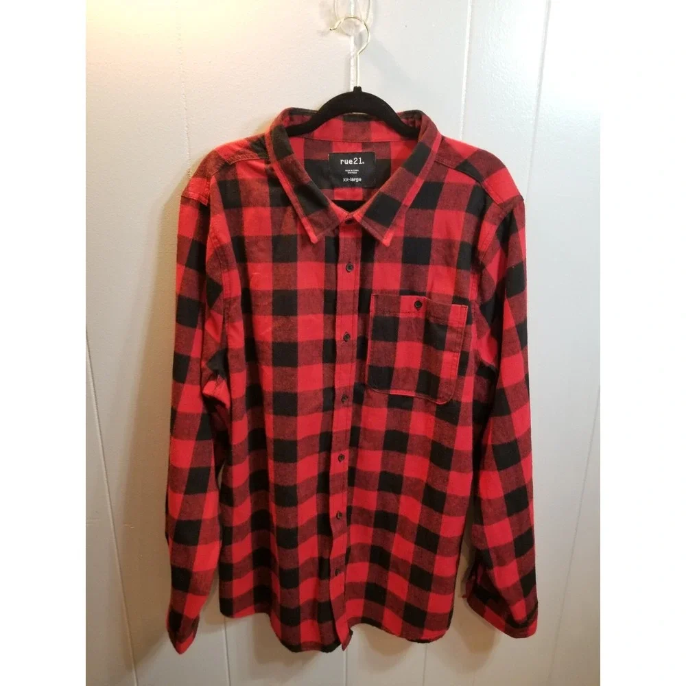 Rue 21 Mens XXL Red/Black Buffalo Check Flannel Button Down Shirt Cabin